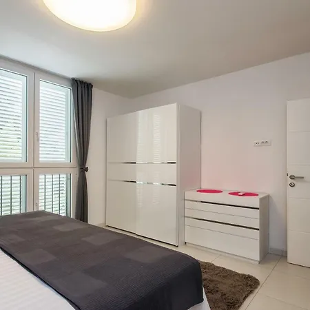 And Luxury 4 Stars Spalato